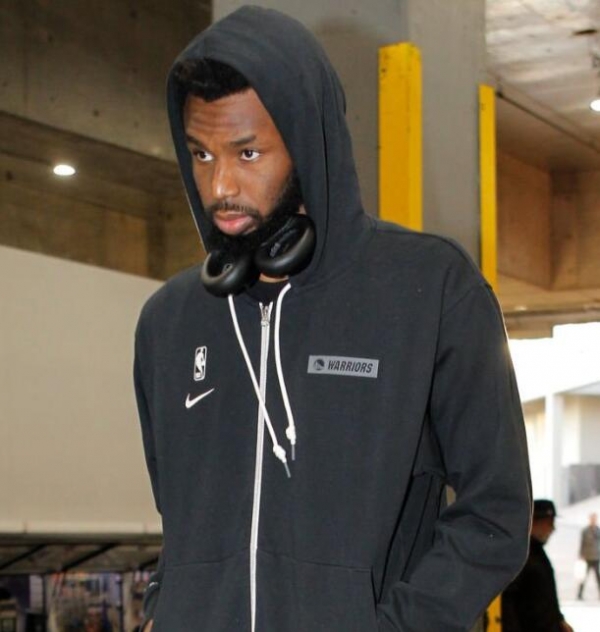 替补球员关键时刻破门逆转比赛（替补奇兵关键一击助队完成逆转）