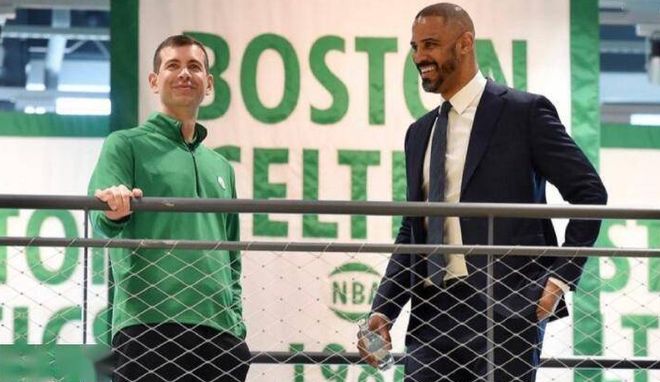 费尔南德斯·罗伯托：西班牙人崛起的锋线尖刀（罗伯托·费尔南德斯：西班牙人复兴的锋线利刃）