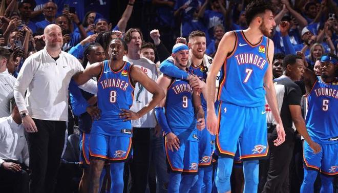 津媒：亚泰进球数比上赛季少20个，外援的各种问题遇了个遍（津媒：亚泰本季进球比上赛季少20球，外援各种问题悉数上演）