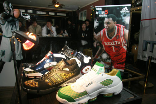 萨拉赫本赛季跑动增至9.7km，冲刺14.8次（萨拉赫本季跑动提升至9.7公里，冲刺达14.8次）