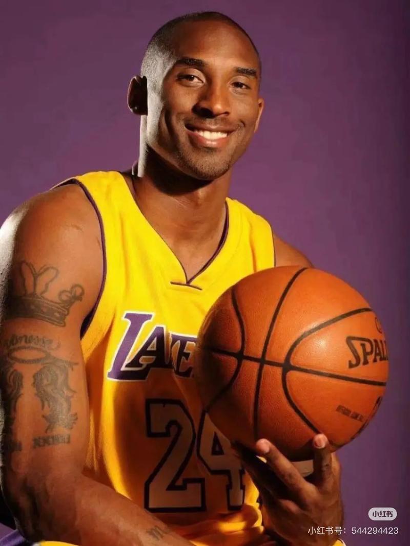 西媒：尤文、法兰克福以及斯图加特询价皇社中场苏契奇（西媒称：尤文、法兰克福与斯图加特已就皇社中场苏契奇进行询价）