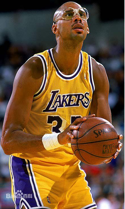 里程碑，奥巴梅扬打入职业生涯第400球（奥巴梅扬生涯400球里程碑达成）