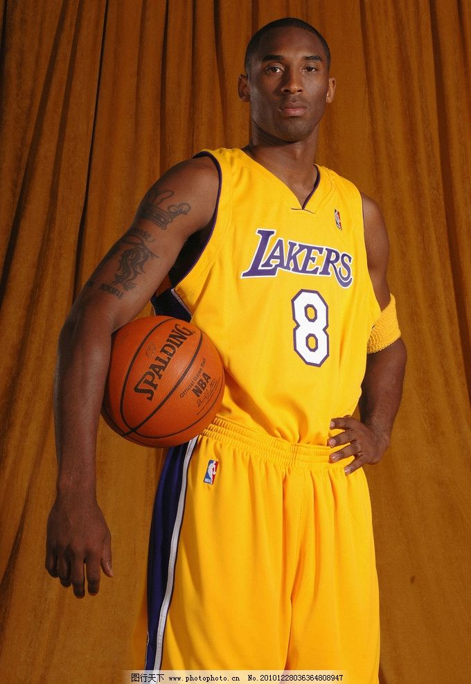 荷兰4-0立陶宛晋级美加墨世界杯，加克波、赖因德斯传射（加克波、赖因德斯传射发威，荷兰4-0立陶宛晋级美加墨世界杯）