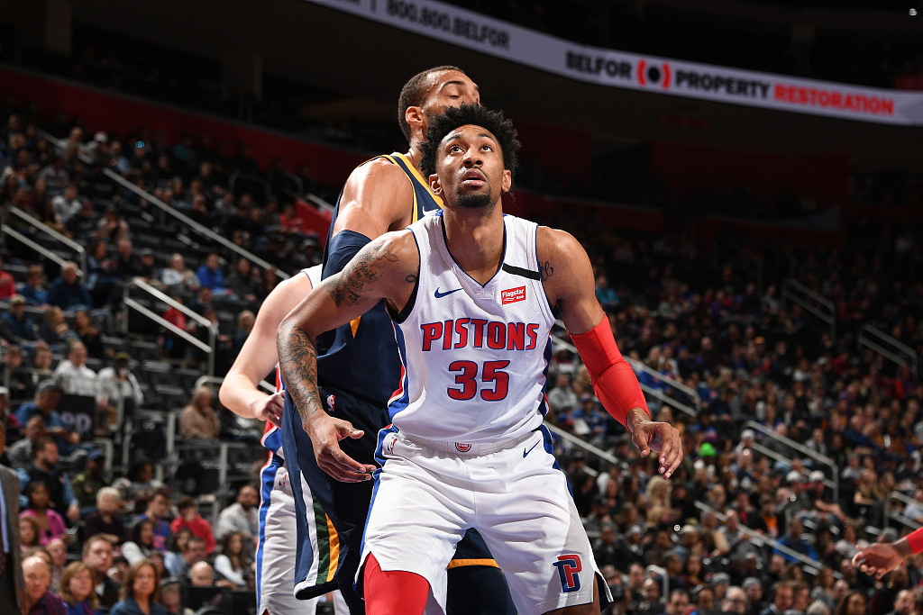 马卡：亚马尔父亲与贝蒂斯球迷起冲突，球场保安介入调停（马卡报道：亚马尔父亲与贝蒂斯球迷发生争执，球场安保入场调解）