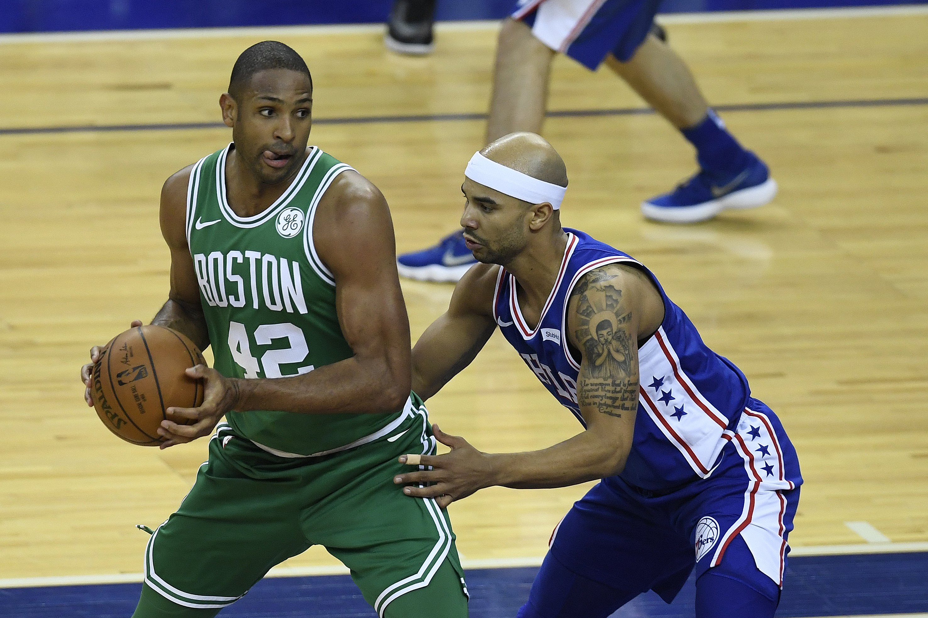 阿莫林曝曼联逆转内幕！爱将芒特有突破，除了进球还有一举获赞誉（阿莫林披露曼联逆转细节：爱将芒特迎来突破，不仅进球还收获赞誉）